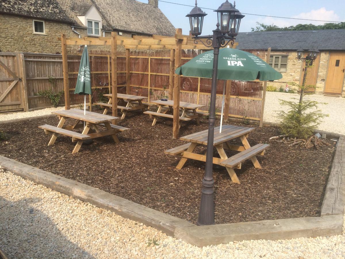 The Salford Inn Chipping Norton Exterior photo