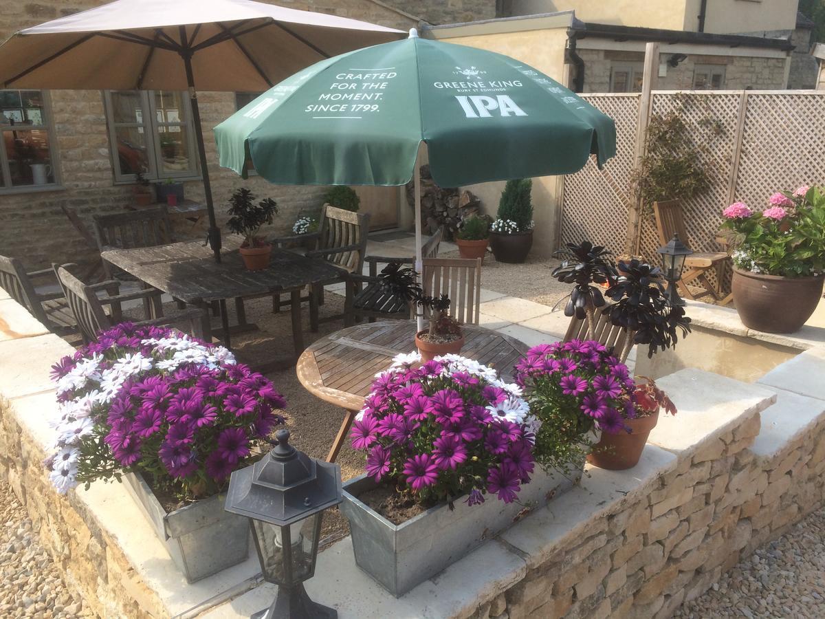 The Salford Inn Chipping Norton Exterior photo